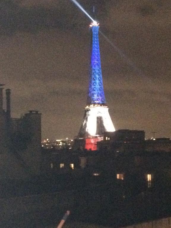 Eiffel Tower View Apartamento Paris Exterior foto